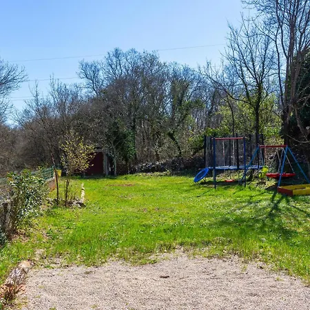 Case de vacanță 3 Bedroom Amazing In Malinska *