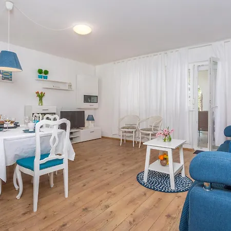 Cozy In Malinska With Kitchen
