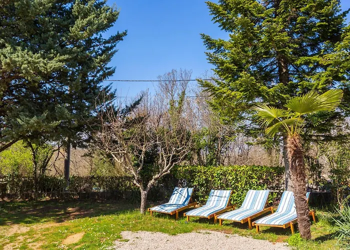 3 Bedroom Amazing In Malinska *